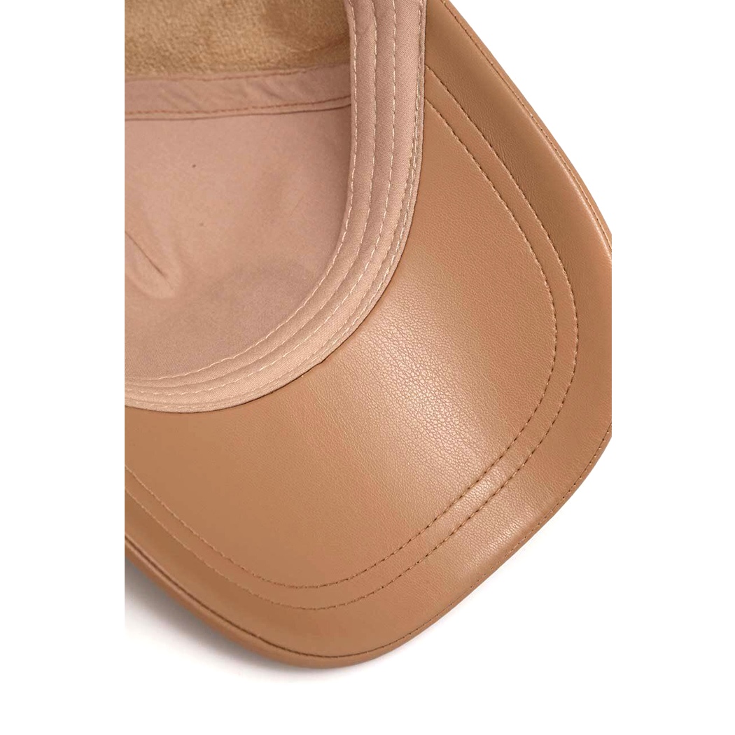 GUESS BERRETTO DONNA IN ECOPELLE LOGO FRONTALE CON STRASS CAPPELLO W4YZ01WF8Q0